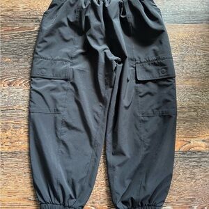 Athleta Girls Black Cargo Joggers